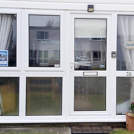 A Beach Holiday In Pembrokeshire Exterior foto